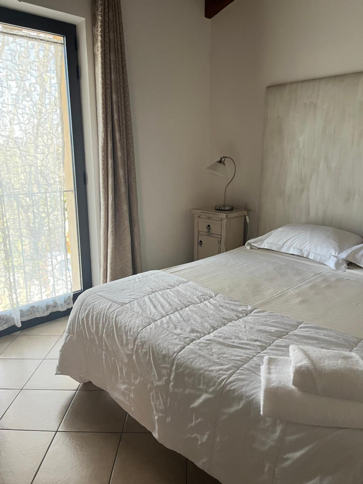 Hotel Villa Costanza 旁蒂纽尔 外观 照片