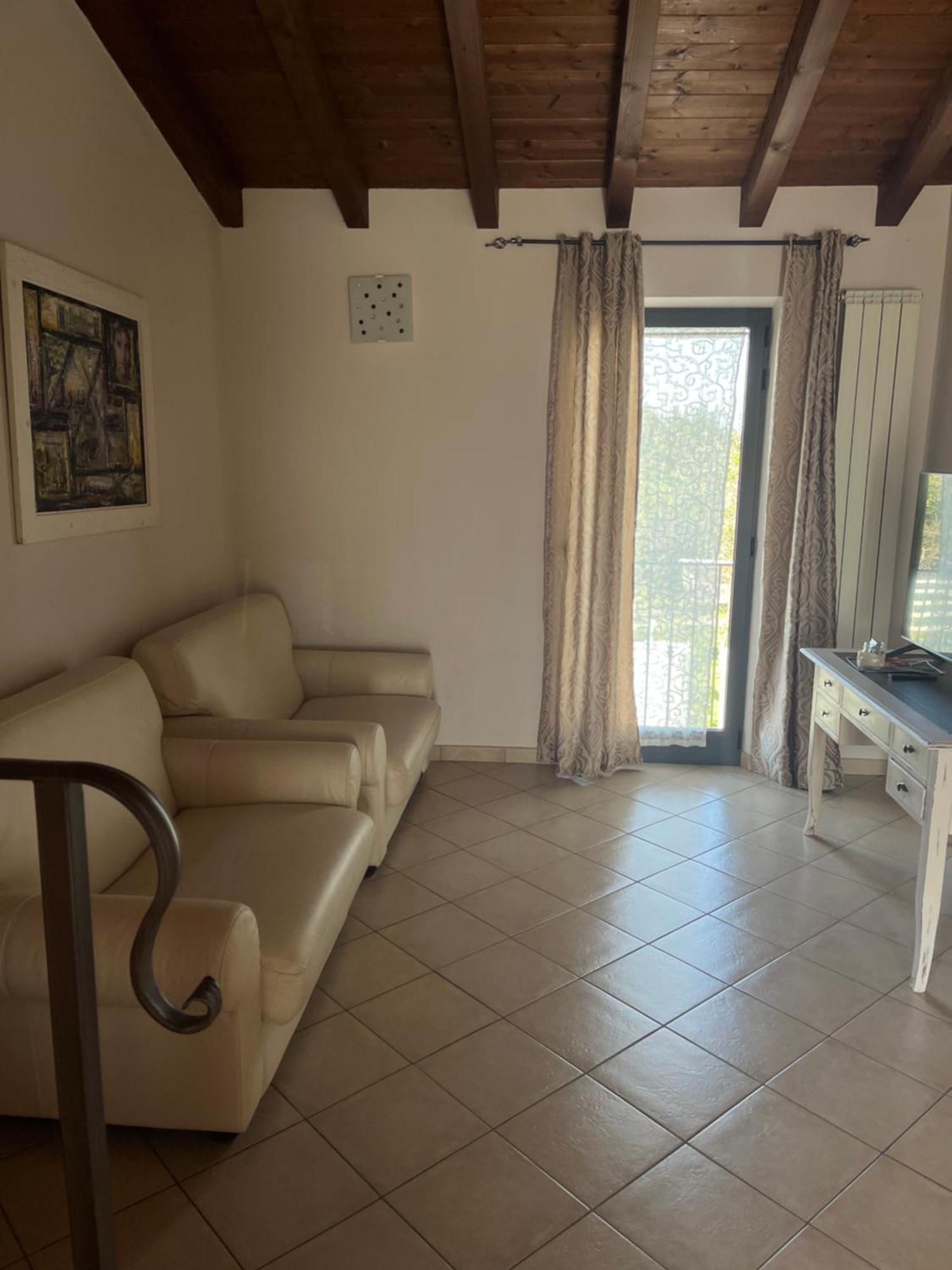 Hotel Villa Costanza 旁蒂纽尔 外观 照片